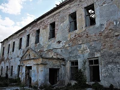 Дивовижний Клеванський замок із вражаючою історією.