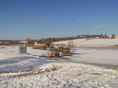 "Водяники" - сучасний гірськолижний комплекс в 200 км від києва.