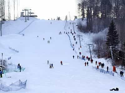 "Буковиця" гірськолижні траси у Львівській області.