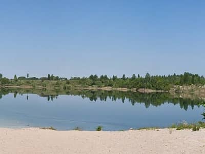 Кар'єр Калюжа та незвичайний музей під водою в місті Малин.