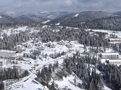 Лижні траси навчально-спортивної бази зимових видів спорту "Тисовець"