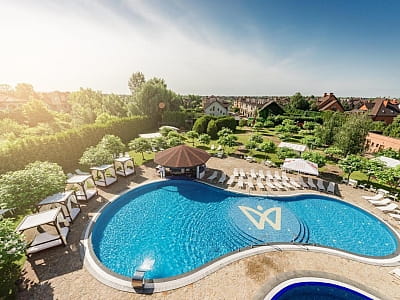 У комплексі "Wish Aqua & SPA Resort" є все необхідне для релаксу та відновлення сил. Особливої уваги заслуговує розкішна SPA-зона з великим вибором басейнів, як відкритих так і закритих, саун, хамамів та інших оздоровчих процедур.