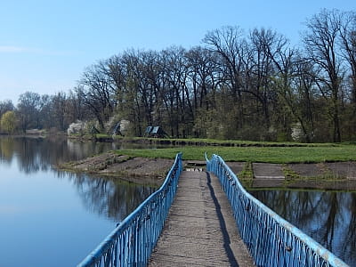 Дендрологічний парк "Веселі Боковеньки" – це унікальне місце, де природа і людина створили гармонійний куточок для відпочинку та наукових досліджень. 