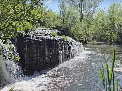 Купинський водоспад на річці Смотрич в Хмельницькій області