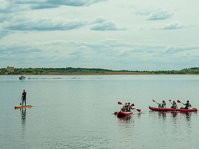 Сапборд та каякінг в комплексі SIRKA CAMP в Львівській області