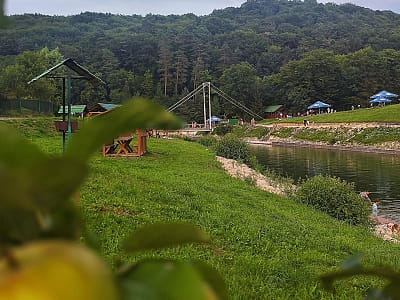 Озеро в заміському комплексі "Львівська Швейцарія"