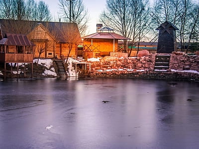  «Олімпійське Село» виявиться гарним вибором для відпочинку недалеко від власного будинку. Гостям пропонується розміщення в одному з 37 просторих номерів категорії «Стандарт», «Напівлюкс» і «Люкс» 