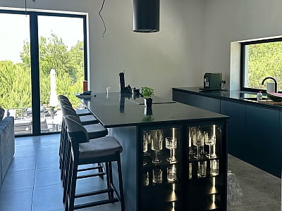 Будинок на 8-12 осіб в заміському комплексі Pine View біля Вінниці
