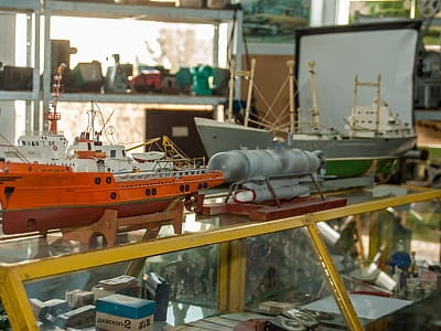 мініатюрні моделі суден і кораблів в музеї АвтоМотоВелоФотоТелеРадіо у Вінниці 