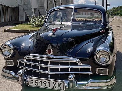 ЗіМ (ГАЗ-12) у музеї «Автореліквія» в Харкові