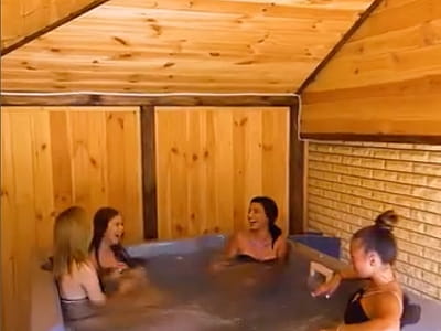 SPA-купіль (чан) в заміському комплексі Воронталія в Вінницькій області 