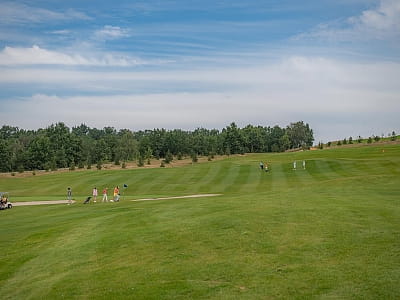 Гольф-центр в заміському комплексі Equides Club біля Києва 
