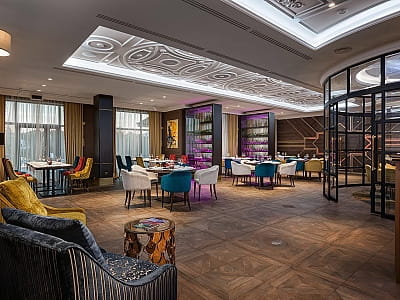 Ресторан в заміському комплексі Equides Club біля Києва 