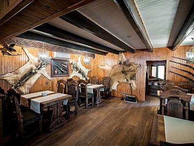 Ресторан в заміському комплексі Equides Club біля Києва 