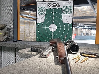 стрілецький тир в заміському комплексі Equides Club біля Києва 