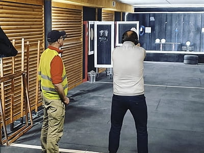 стрілецький тир в заміському комплексі Equides Club біля Києва 