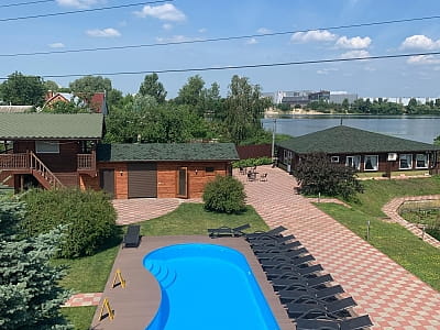 Заміський комплекс «Гніздо Зозулі» – ідеальне місце для відпочинку, святкувань і активного дозвілля на березі Дніпра в Києві.