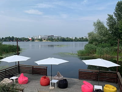 Комплекс "Гніздо Зозулі" в Деснянському районі Києва на березі Дніпра