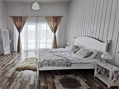 Затишні котеджі в заміському комплексі Relax Villa біля Києва