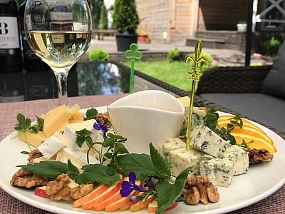Ресторан в заміському комплексі Relax Villa біля Києва