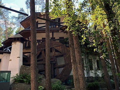 Мотузковий парк в готелі-росторані «Таверна»в селі Романків Київської області