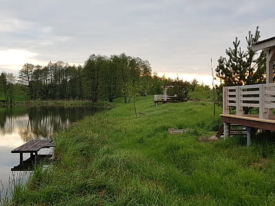 риболовецькі вимостки в заміському комплексі "Затишна садиба" в Житомирській області