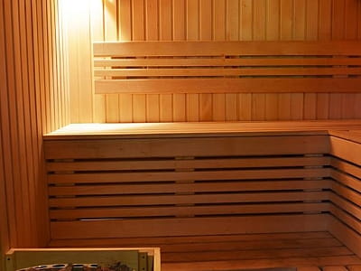 сауна в заміському готельно-ресторанному комплексі «Джерело»