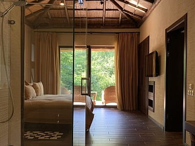еко-бунгало в заміському комплексі Secret Resort Club в Київській області