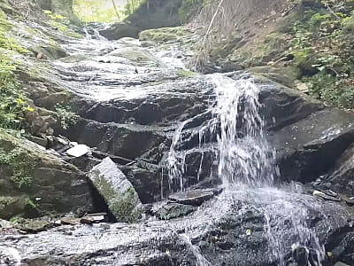Водоспад Великорожинський Гук – мальовничий куточок Карпат