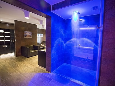 SPA-комплекс «Чотири стихії» в заміському комплексі Glibivka Family Park в селі Глібівка на березі Київського моря