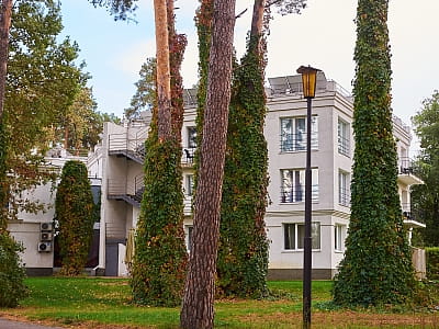 заміський комплекс Hotel SPA в Ворзелі