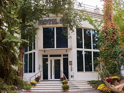 заміський комплекс Hotel SPA в Ворзелі