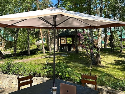 Ресторан в заміському комплексі Ліс&More в селі Глібівка Вишгородського району, всього за 37 км від Києва