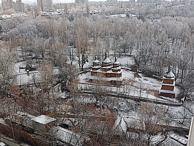 Ставропігійна козацька церква Покрова Пресвятої Богородиці в музеї Мамаєва Слобода в Києві
