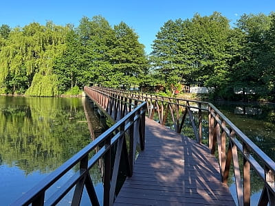 Заміський комплекс «Озерний край» — відпочинок біля Львова