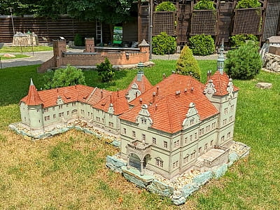 Ужгородський замок в музеї мініатюр «Замки України» в Кам’янці-Подільському