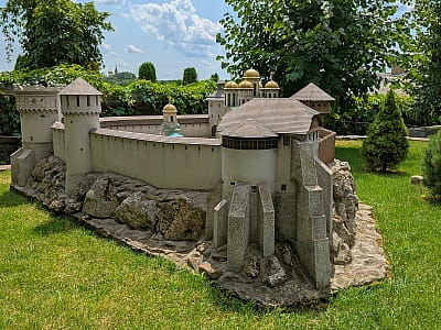 Острозький замок в музеї мініатюр «Замки України» в Кам’янці-Подільському
