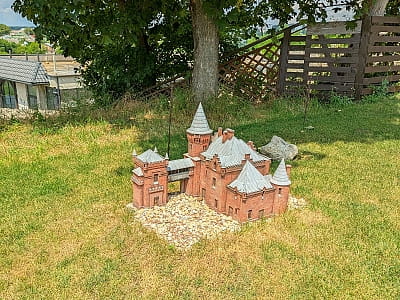 Замок Попова в Василівці в музеї мініатюр «Замки України» в Кам’янці-Подільському