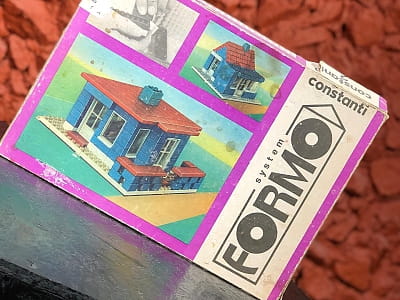 Музей Дитинства у Дніпрі — інтерактивна подорож у світ ігор та іграшок 60–90-х років. Унікальні експонати, виставки та атмосфера справжнього дитинства.