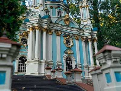 Парк-музей «Україна в мініатюрі» – це унікальне місце, де вся країна розкривається перед відвідувачами у масштабі 1:33. 