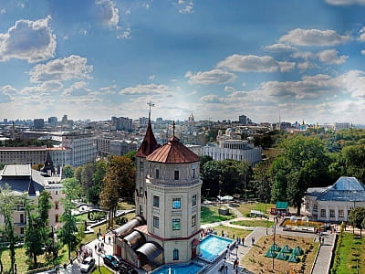 Музей Води у Києві – інтерактивний центр у Хрещатому парку. Історія водогону, експозиції, акваріуми та унікальні експерименти з водою для дітей і дорослих.