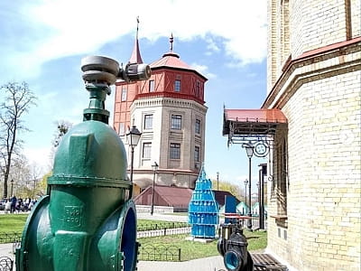 Музей Води у Києві – інтерактивний центр у Хрещатому парку. Історія водогону, експозиції, акваріуми та унікальні експерименти з водою для дітей і дорослих.