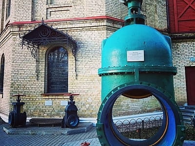 Музей Води у Києві – інтерактивний центр у Хрещатому парку. Історія водогону, експозиції, акваріуми та унікальні експерименти з водою для дітей і дорослих.