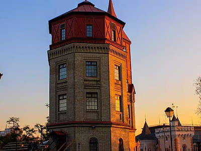 Музей Води у Києві – інтерактивний центр у Хрещатому парку. Історія водогону, експозиції, акваріуми та унікальні експерименти з водою для дітей і дорослих.