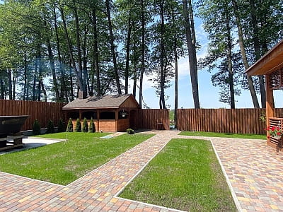 альтанка в заміському комплексі BARICLUB у селі Дернівка під Києвом