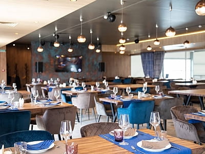 ресторан в заміському комплексі DERGACHOV в селі Верем'я Київської області