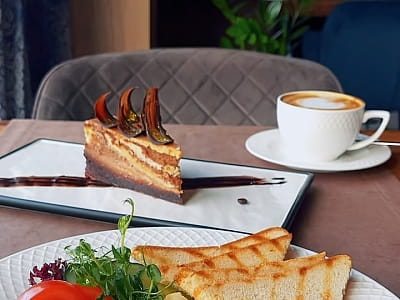 ресторан в заміському комплексі DERGACHOV в селі Верем'я Київської області