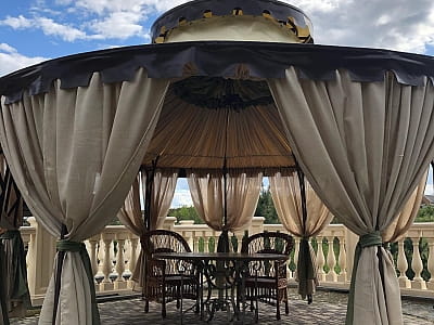 Альтанка в заміському комплексі Forest Club Sherwood біля Умані