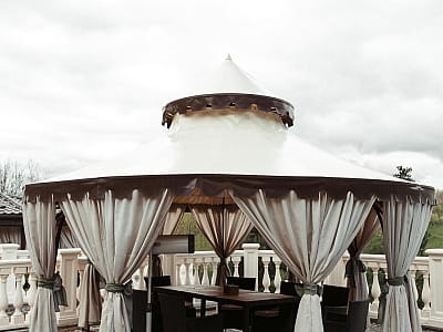 Альтанка в заміському комплексі Forest Club Sherwood біля Умані