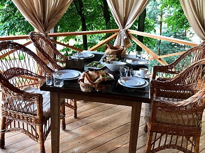 Альтанка в заміському комплексі Forest Club Sherwood біля Умані